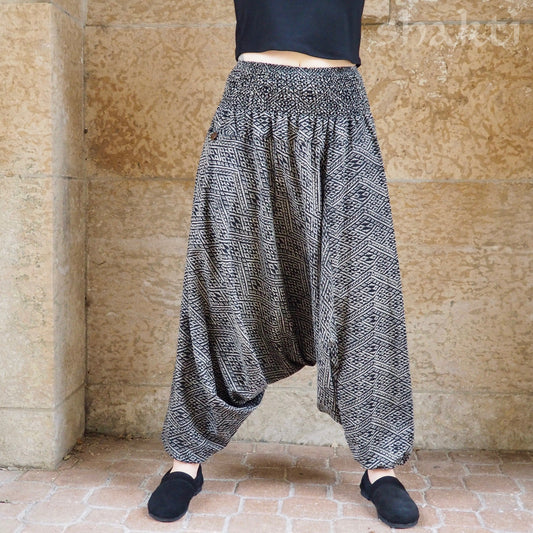 Hmong Pants Geometric - Shakti