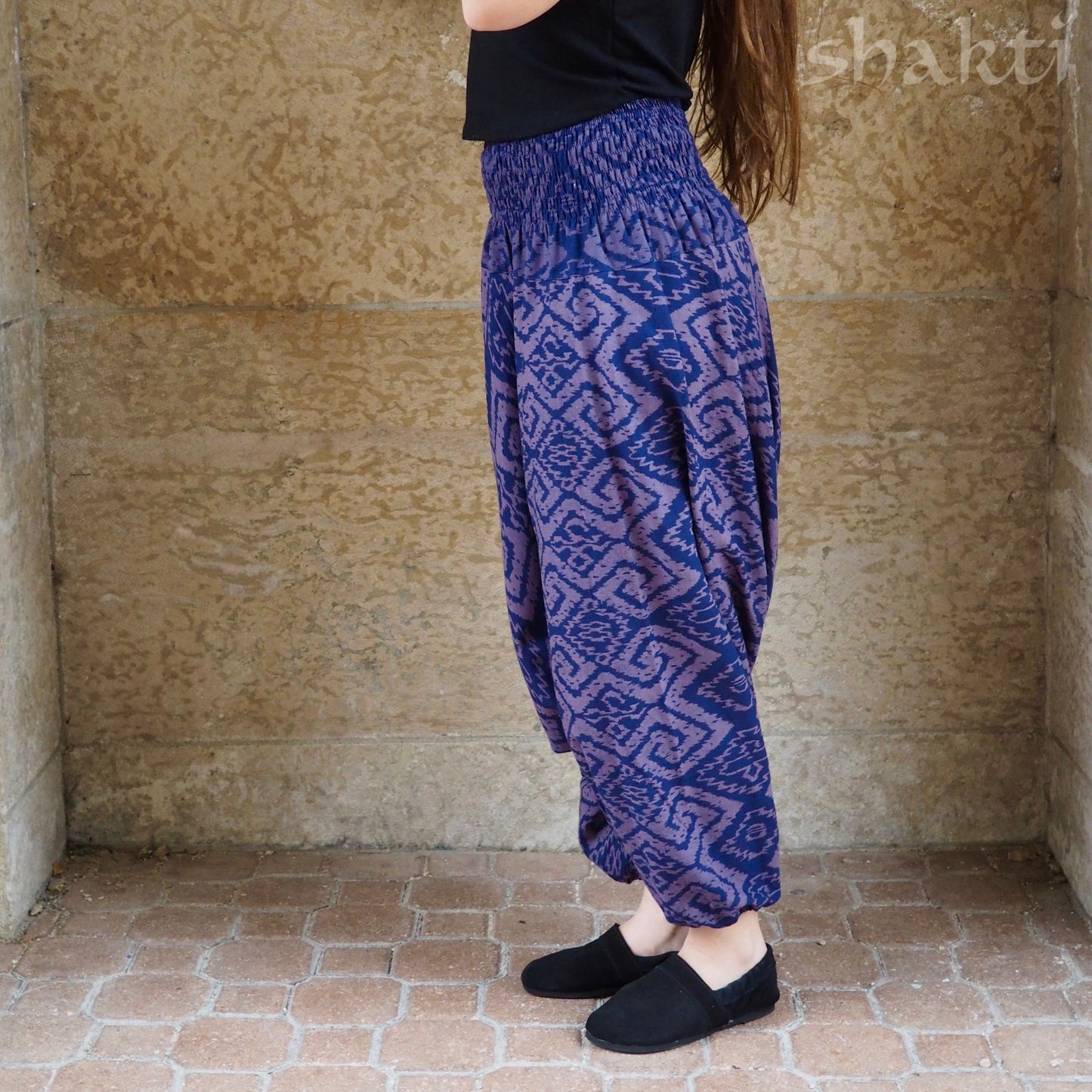 Hmong Pants Labyrinth - Shakti