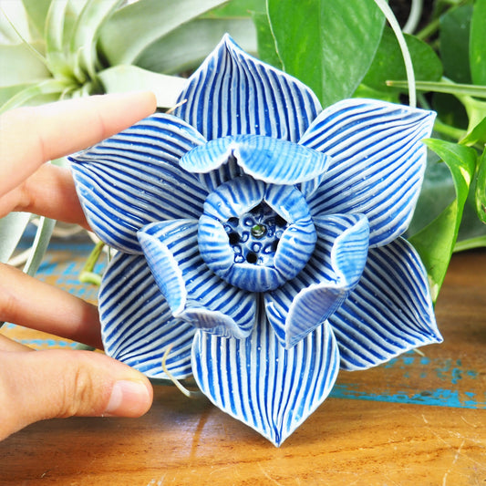 Incense Holder - Blooming Lotus Flower (M / Blue) - Shakti