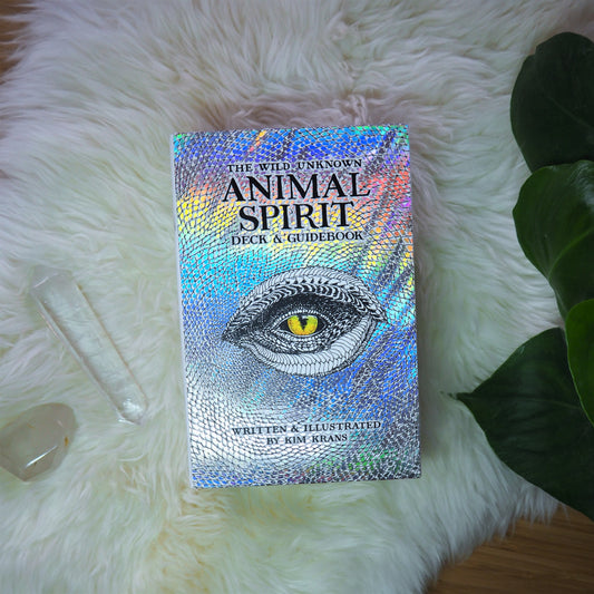 The Wild Unknown Animal Spirit Deck & Guidebook - Shakti