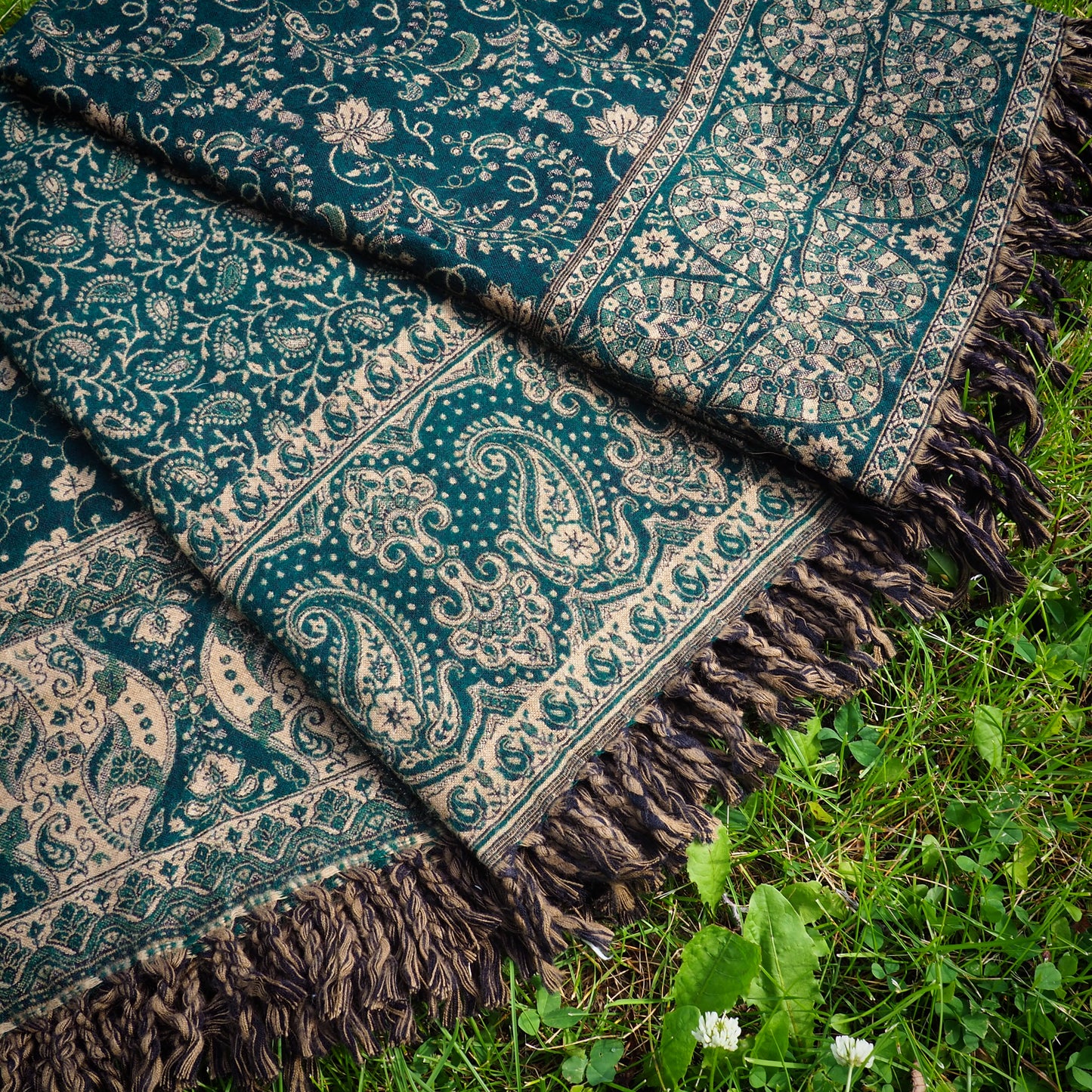 Shawl, Emerald - Shakti