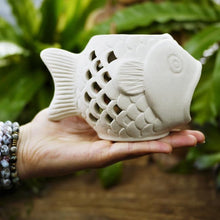 Load image into Gallery viewer, Fishy Essential Oil Diffuser