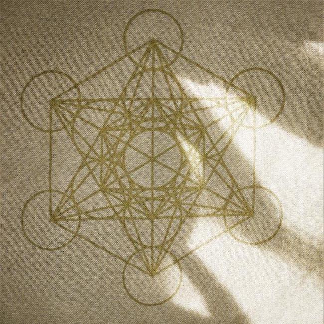 Cotton Crystal Grid Cloth - Metatron's Cube (Beige/Gold) - Shakti