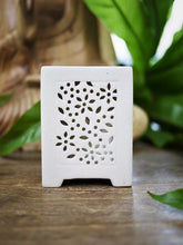 Load image into Gallery viewer, Floral Square Essential Oil Diffuser
