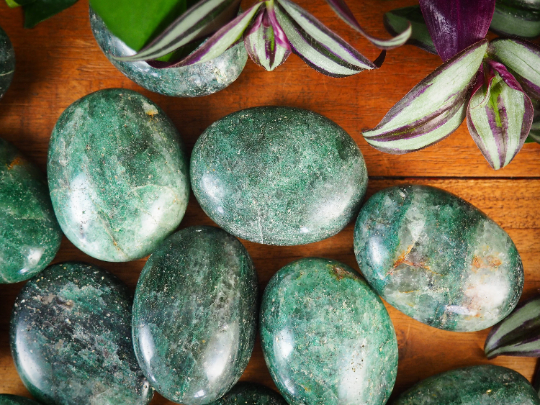 Fuchsite Palm Stones - Shakti