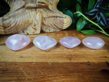 Load image into Gallery viewer, Rose Quartz Hearts
