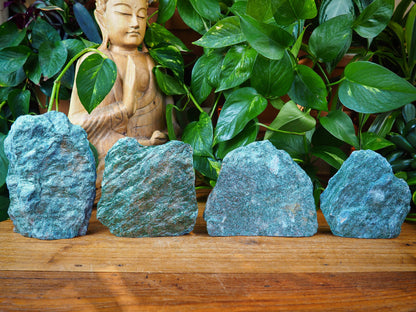 Fuchsite Standing - Shakti